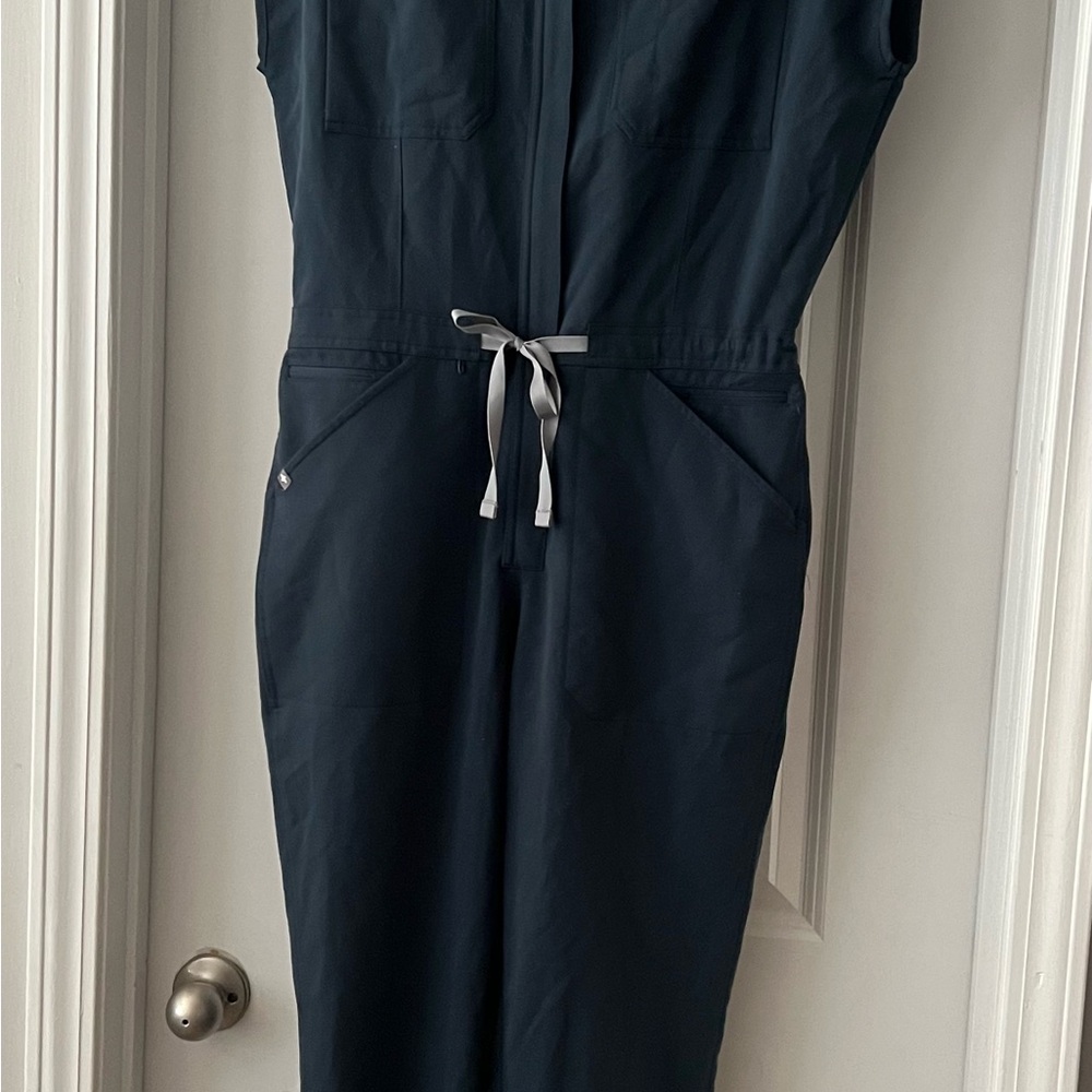 FIGS Scrubsuit in Dark Harbor